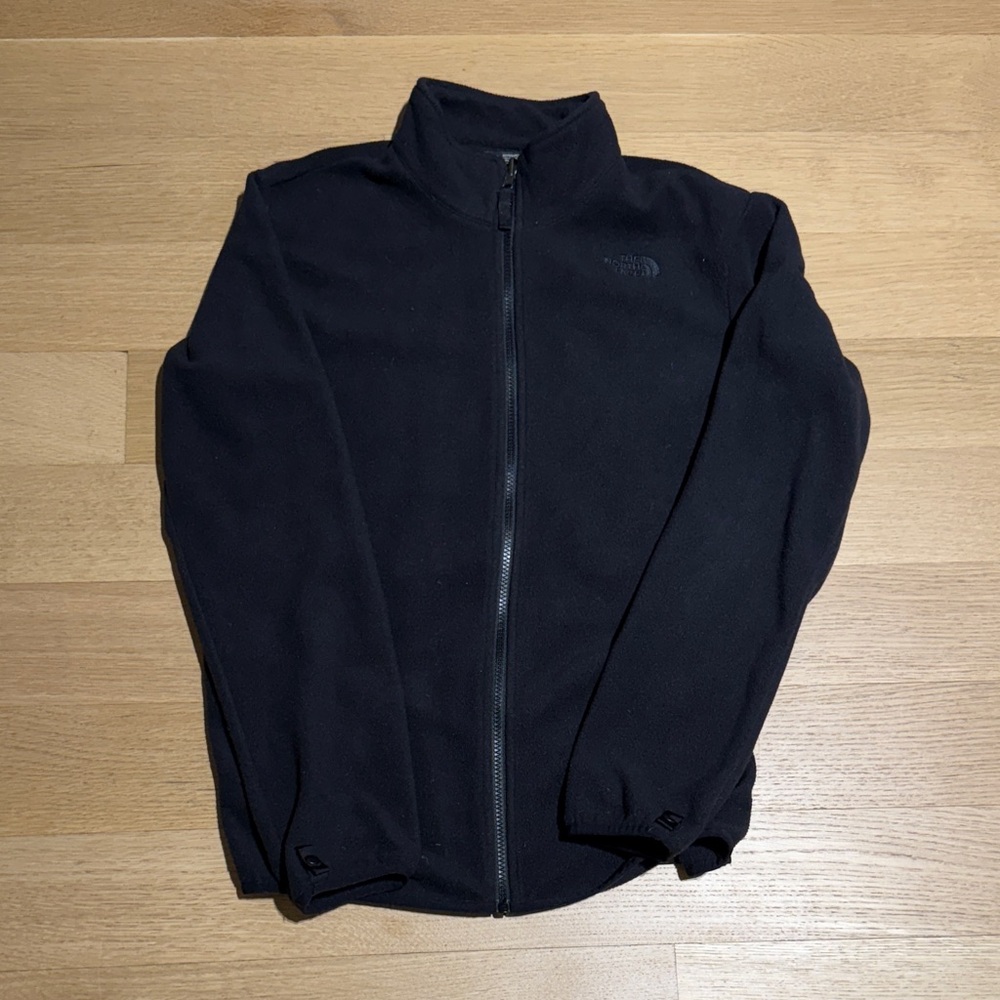 The North Face Boy’s Classic Black Performance Fleece Jacket